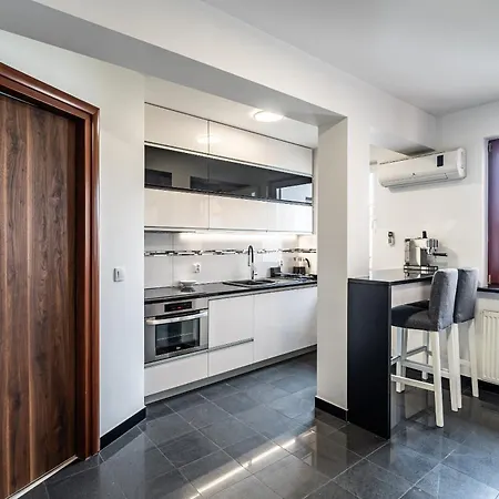 Rentplanet - Zamoyskiego Appartement Cracovie